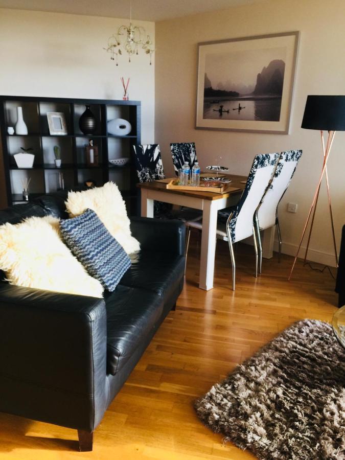 Sky Night Serviced Apartments Cardiff Exterior foto