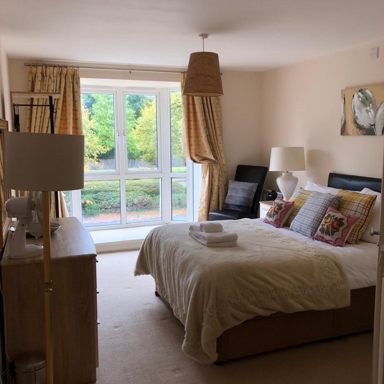 Sky Night Serviced Apartments Cardiff Exterior foto
